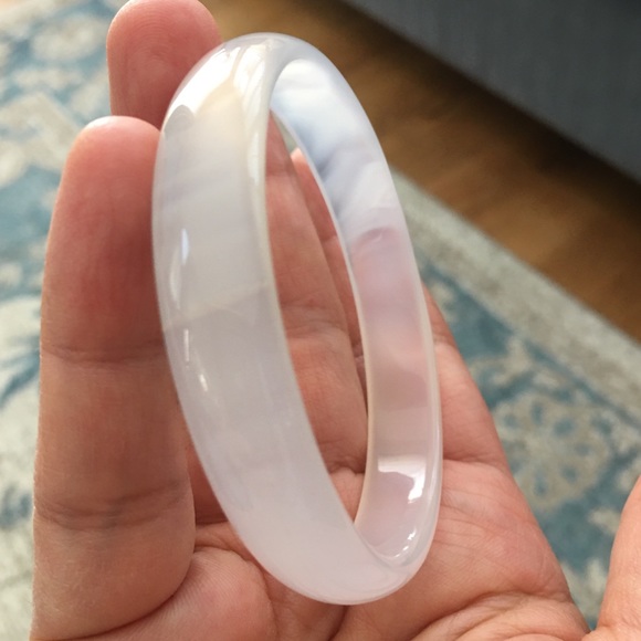 Genuine banded agate bangle - Picture 2 of 5